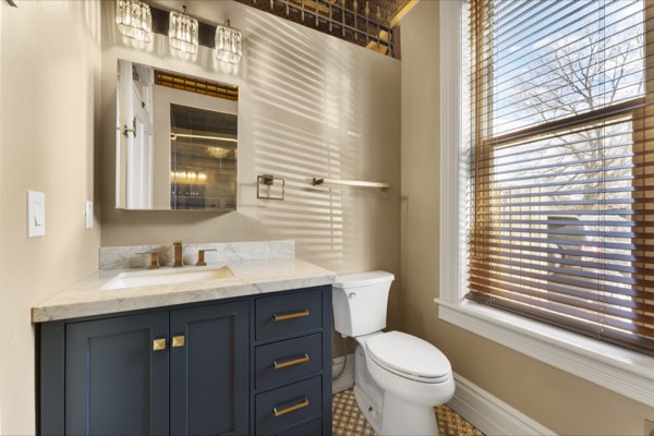 1129 E 17th Ave, Unit 1 photo 11