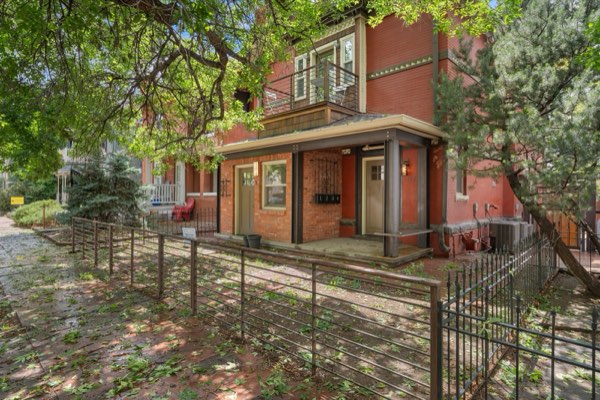 1427 Lafayette St, Unit 3 photo 1