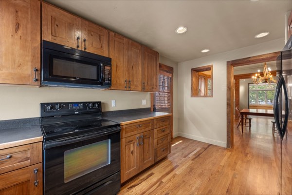 1670 Steele St, Unit 1 photo 7