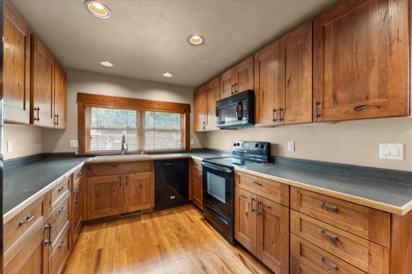 1670 Steele St, Unit 1 photo 24