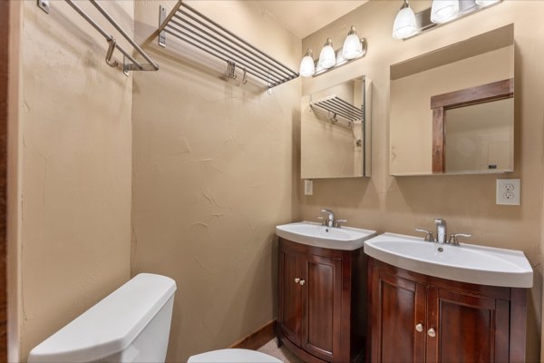 2700 E 12th Ave, Unit 1 photo 11