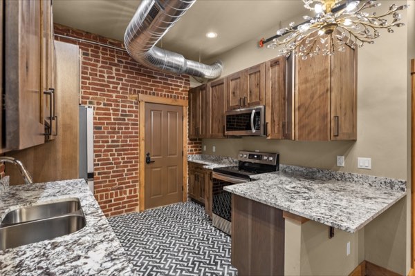 Peabody Whitehead Mansion, Unit 201 photo 10